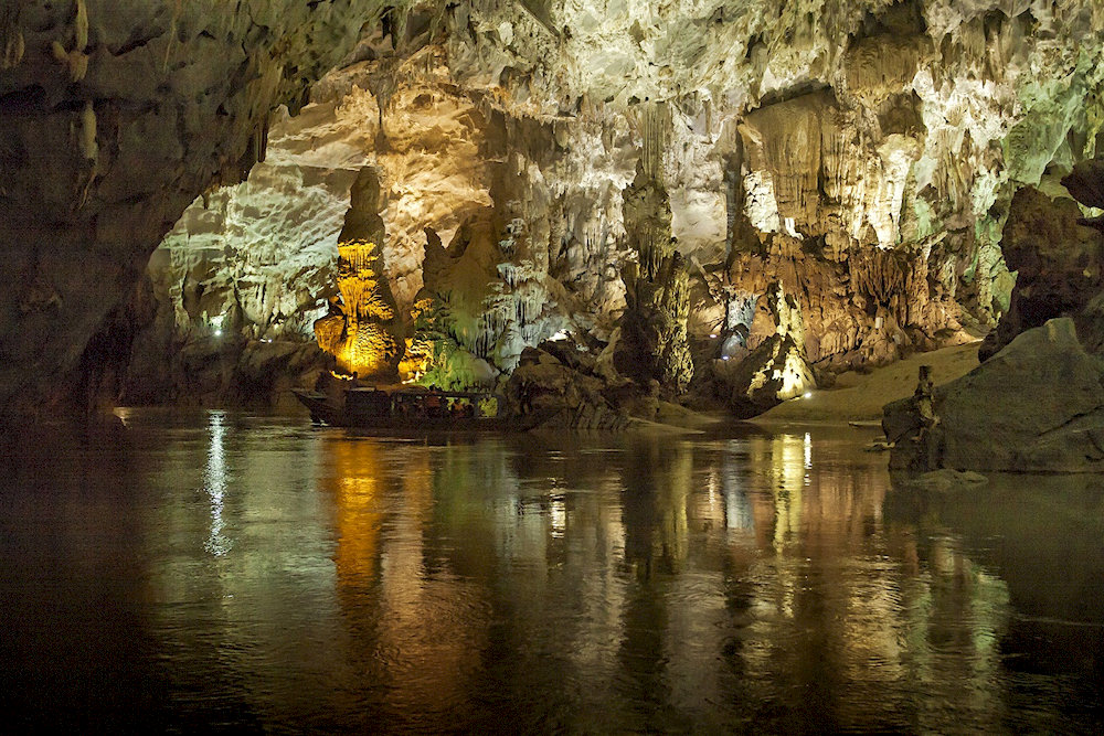 Hang Ba Giot, located within the Trang An scenic complex in Ninh Binh is famous for natural beauty and rich historical and cultural heritage